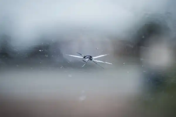 petit impact pare-brise